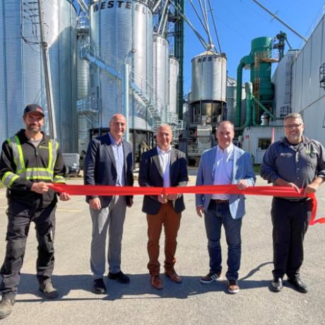 8,5 M$ investis pour moderniser le Centre des grains de VIVACO